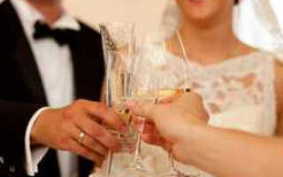 Вино на свадьбу: для гостей и от гостей