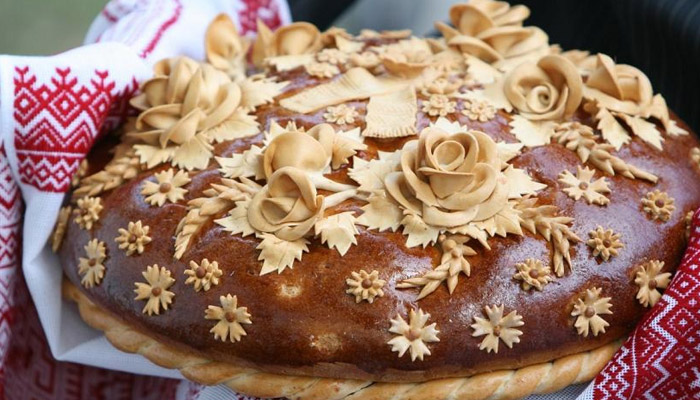 Праздничный каравай