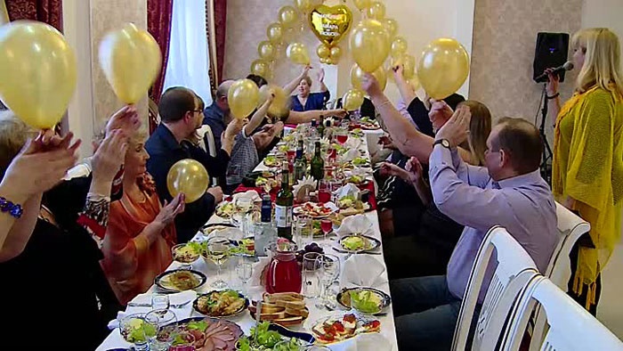 Что надеть супругам на 50 лет свадьбы