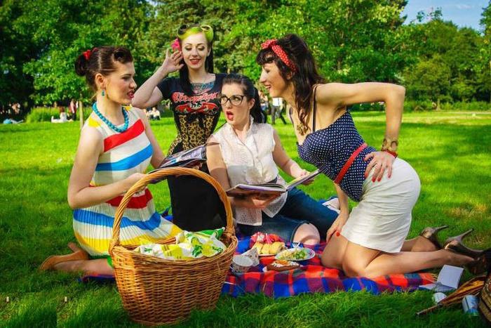 Фотосессия девичника pin-up