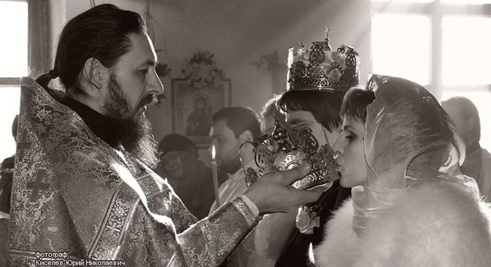 Целование венца